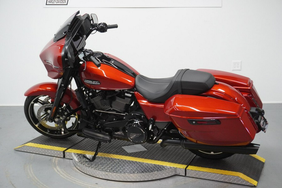 2024 Harley-Davidson® Street Glide® Whiskey Fire - Black Finish