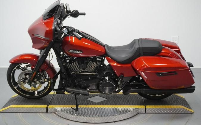 2024 Harley-Davidson® Street Glide® Whiskey Fire - Black Finish