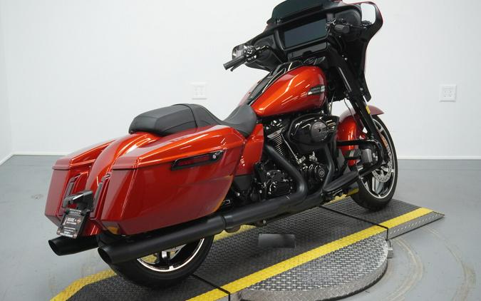 2024 Harley-Davidson® Street Glide® Whiskey Fire - Black Finish