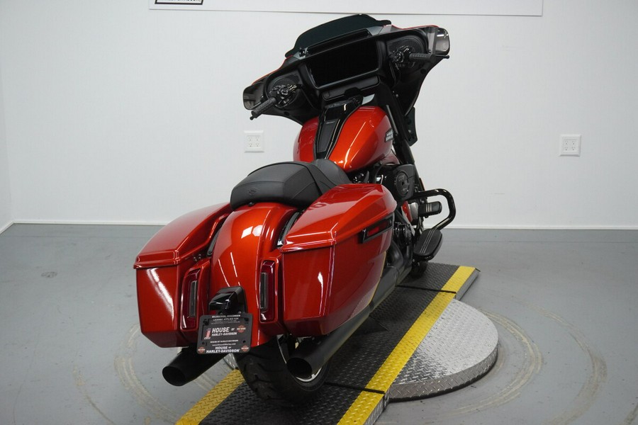 2024 Harley-Davidson® Street Glide® Whiskey Fire - Black Finish