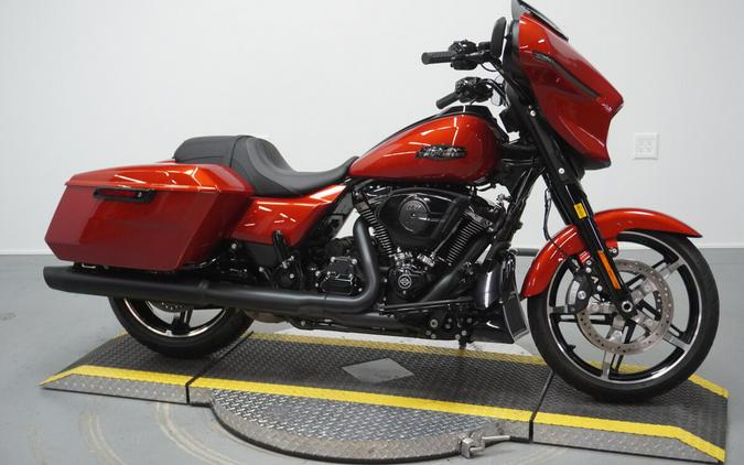 2024 Harley-Davidson® Street Glide® Whiskey Fire - Black Finish