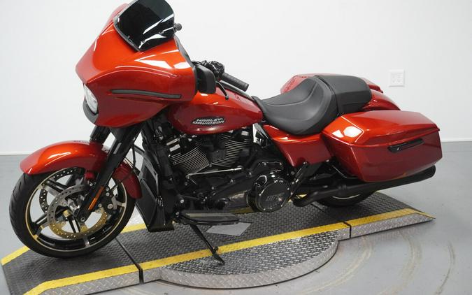 2024 Harley-Davidson® Street Glide® Whiskey Fire - Black Finish