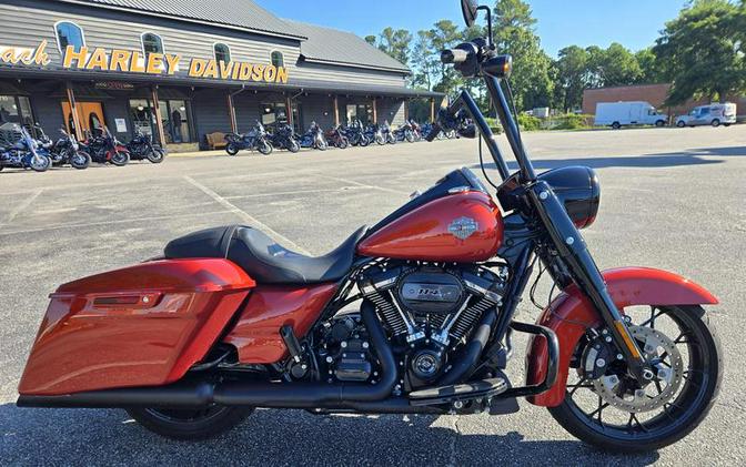 2025 Harley-Davidson® FLHRXS - Road King® Special