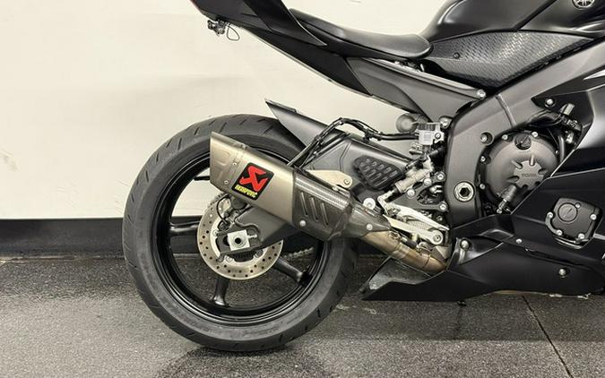 2024 Yamaha YZF-R6 RACE