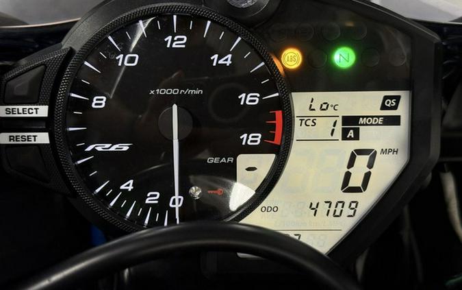 2024 Yamaha YZF-R6 RACE