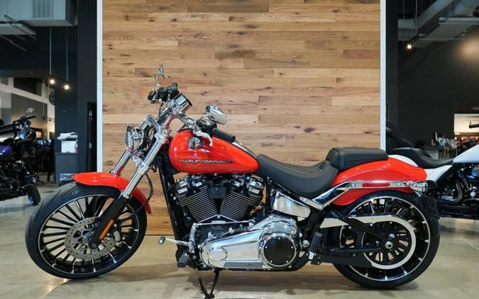 2026 Harley-Davidson Softail Breakout
