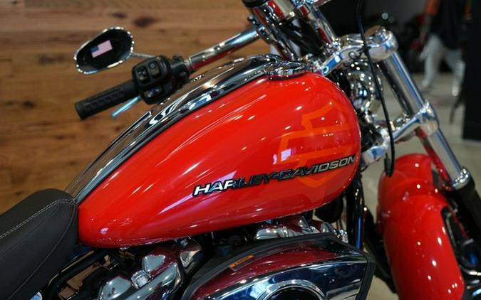 2026 Harley-Davidson Softail Breakout