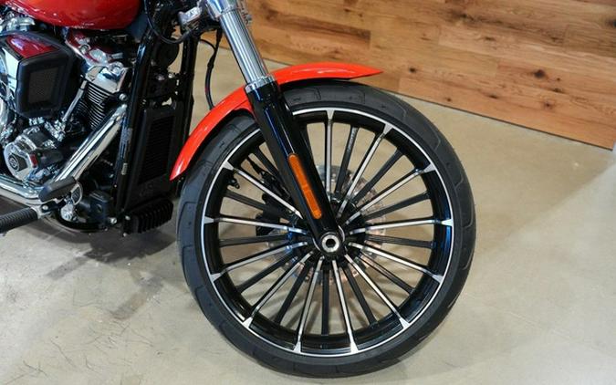2026 Harley-Davidson Softail Breakout