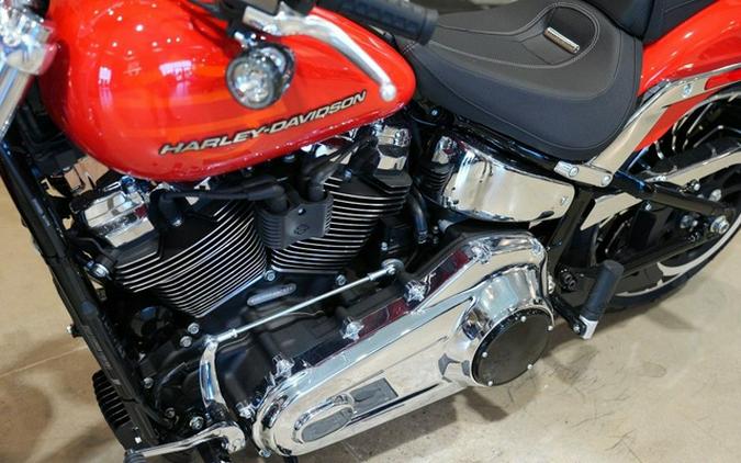 2026 Harley-Davidson Softail Breakout