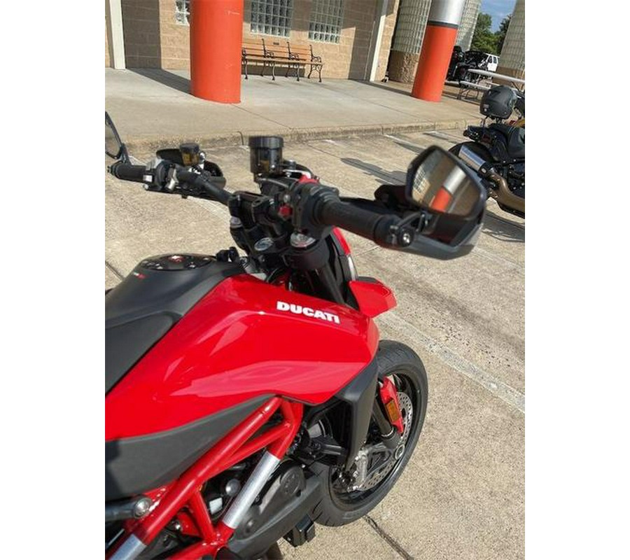 2023 Ducati Hypermotard 950 Ducati Red