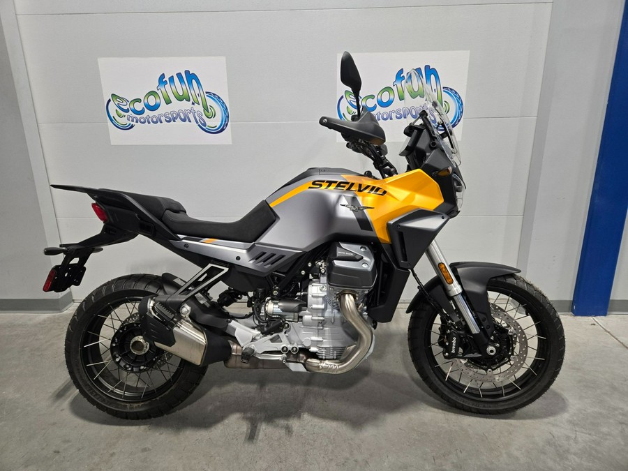 2024 Moto Guzzi Stelvio