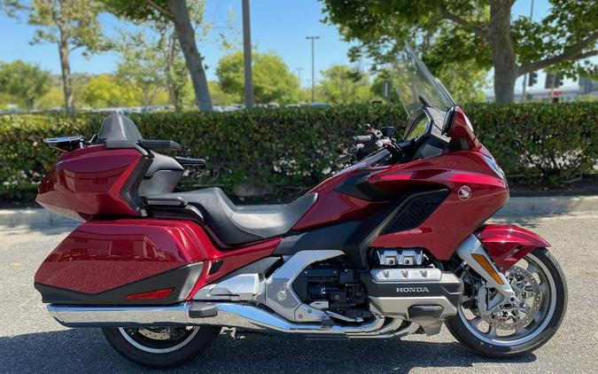 2019 Honda® Gold Wing Tour Automatic DCT Candy Ardent Red