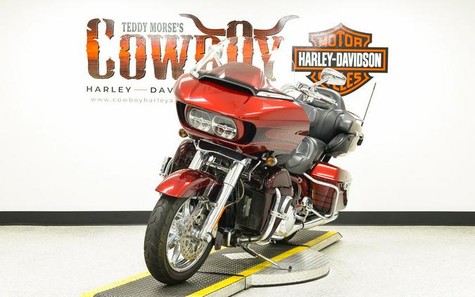 2015 Harley-Davidson® FLTRUSE - CVO™ Road Glide® Ultra