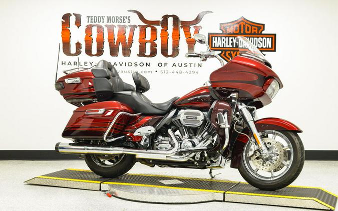 2015 Harley-Davidson® FLTRUSE - CVO™ Road Glide® Ultra