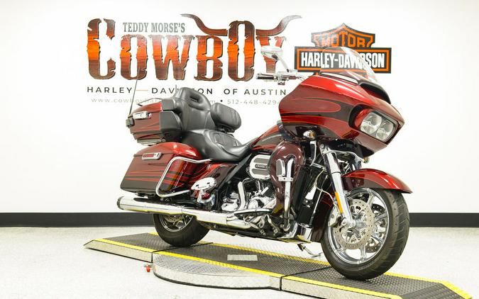 2015 Harley-Davidson® FLTRUSE - CVO™ Road Glide® Ultra