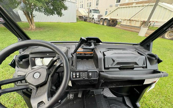 2025 Can-Am Defender MAX X mr HD10