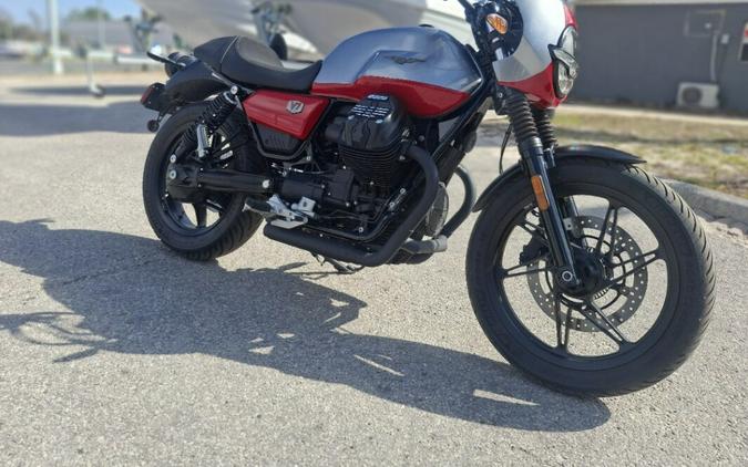 2024 Moto Guzzi V7 Stone Corsa