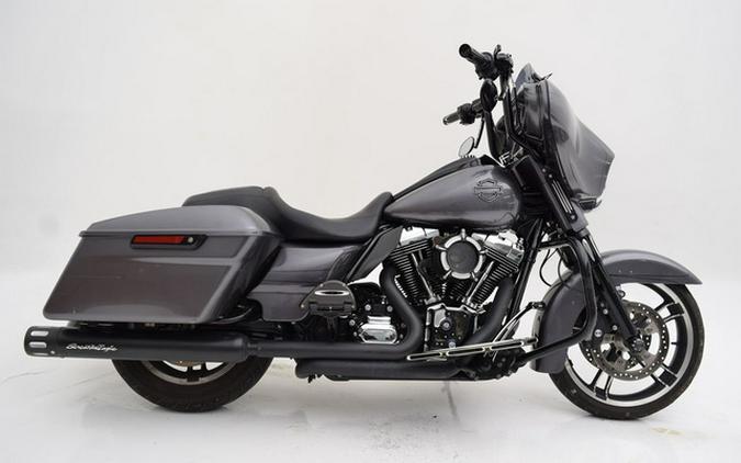 2014 Harley-Davidson Street Glide FLHXS - Special