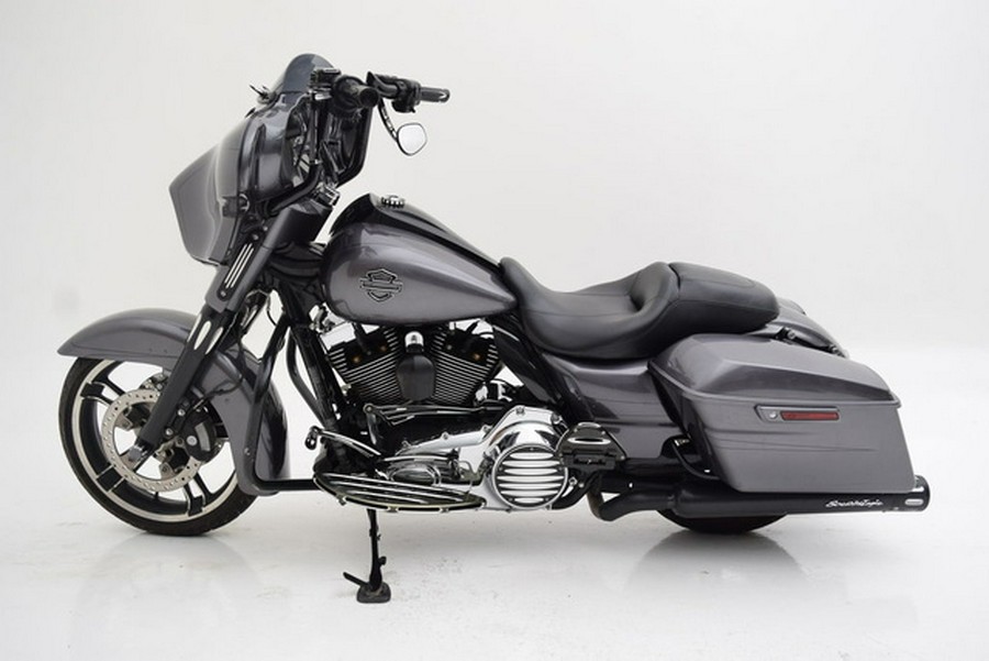 2014 Harley-Davidson Street Glide FLHXS - Special