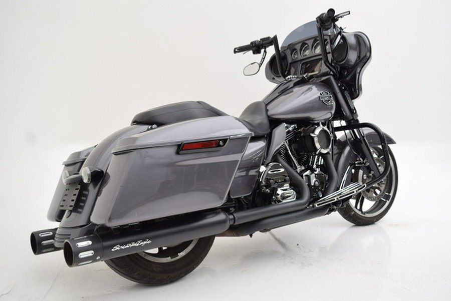 2014 Harley-Davidson Street Glide FLHXS - Special