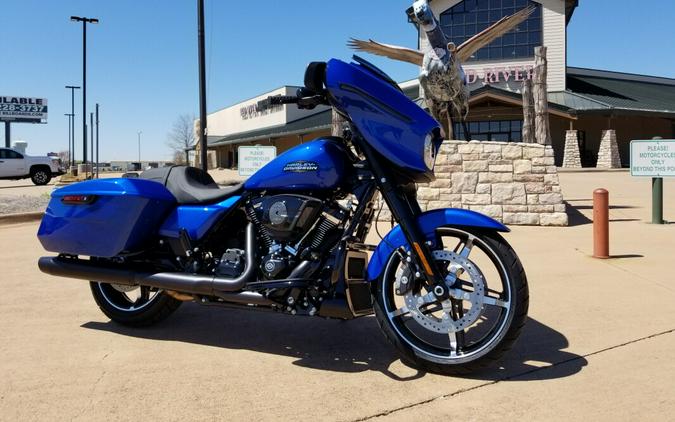 2024 Harley-Davidson® Street Glide® Blue Burst - Black Finish