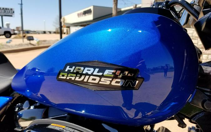 2024 Harley-Davidson® Street Glide® Blue Burst - Black Finish