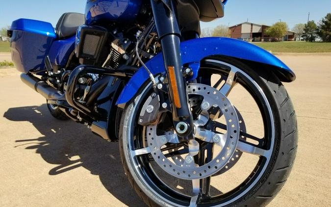 2024 Harley-Davidson® Street Glide® Blue Burst - Black Finish