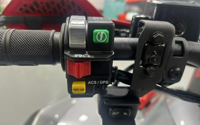 2026 Can-Am® Renegade X mr 1000 R Hyper Silver & Legion Red