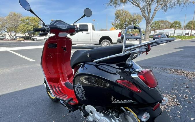 2023 Vespa Primavera 150 Disney Mickey Mouse Edition