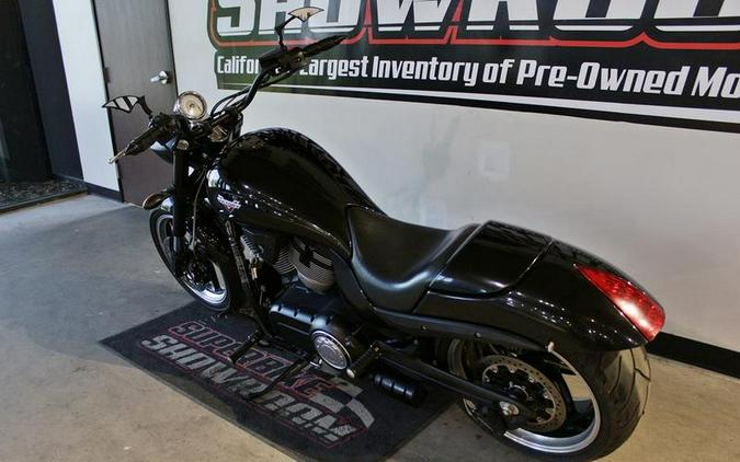 2015 Victory Motorcycles® Hammer 8-Ball® Gloss Black