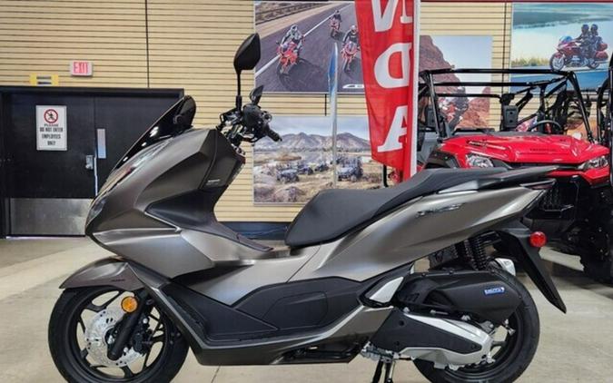 2024 Honda® PCX