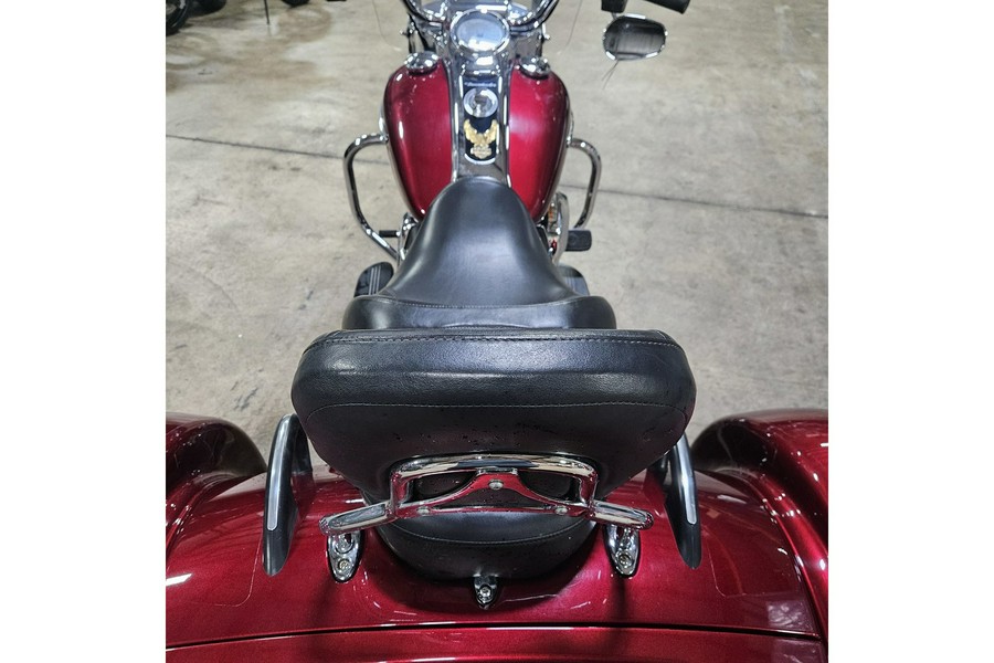 2016 Harley-Davidson® FREEWHEELER