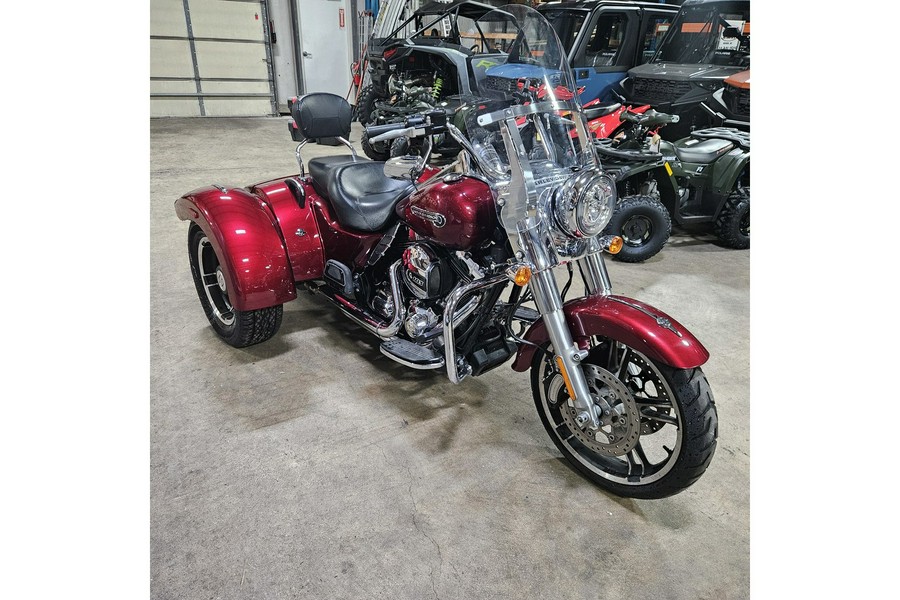 2016 Harley-Davidson® FREEWHEELER