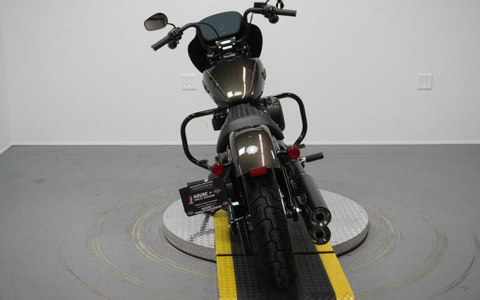 2020 Harley-Davidson® Street Bob® River Rock Gray