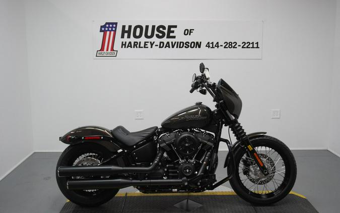 2020 Harley-Davidson® Street Bob® River Rock Gray