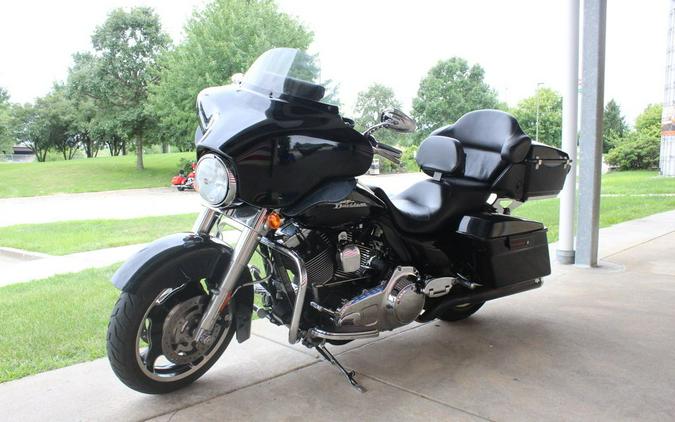 2010 Harley-Davidson® FLHX - Street Glide®