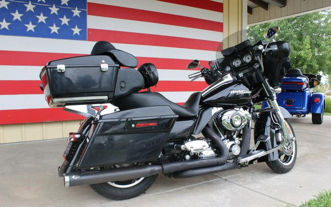 2010 Harley-Davidson® FLHX - Street Glide®