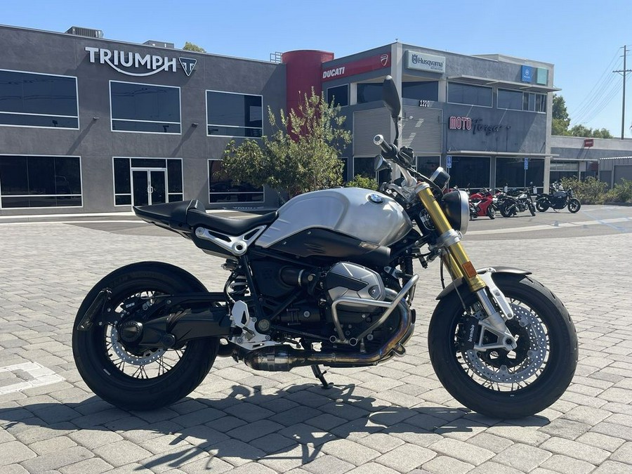 2021 BMW R nineT 719 Night Black Matte/Aluminum Matte