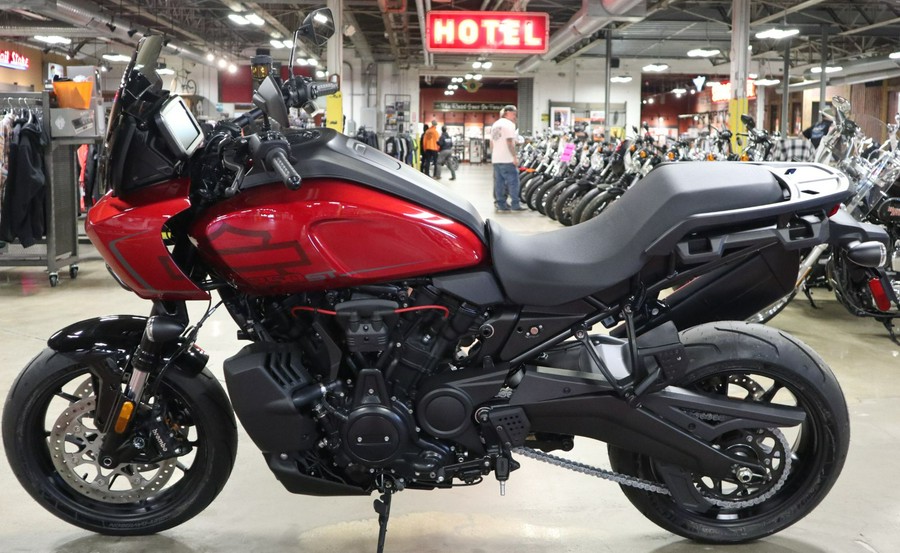 2025 Harley-Davidson Pan America® 1250 ST