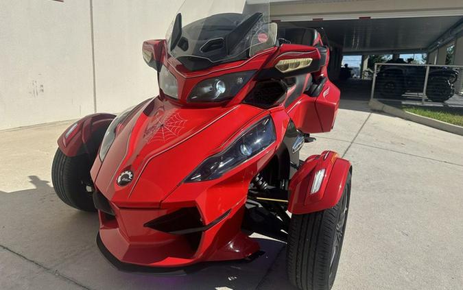 2013 Can-Am Spyder RT-S SE5