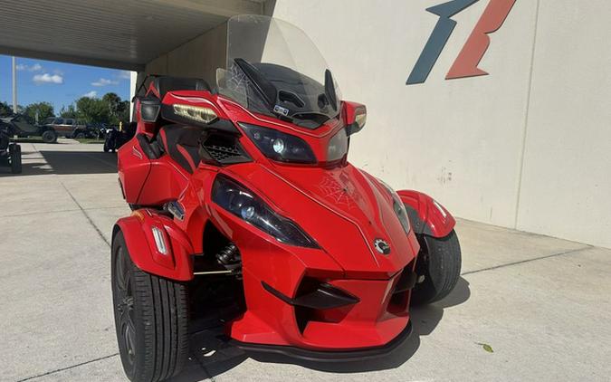 2013 Can-Am Spyder RT-S SE5