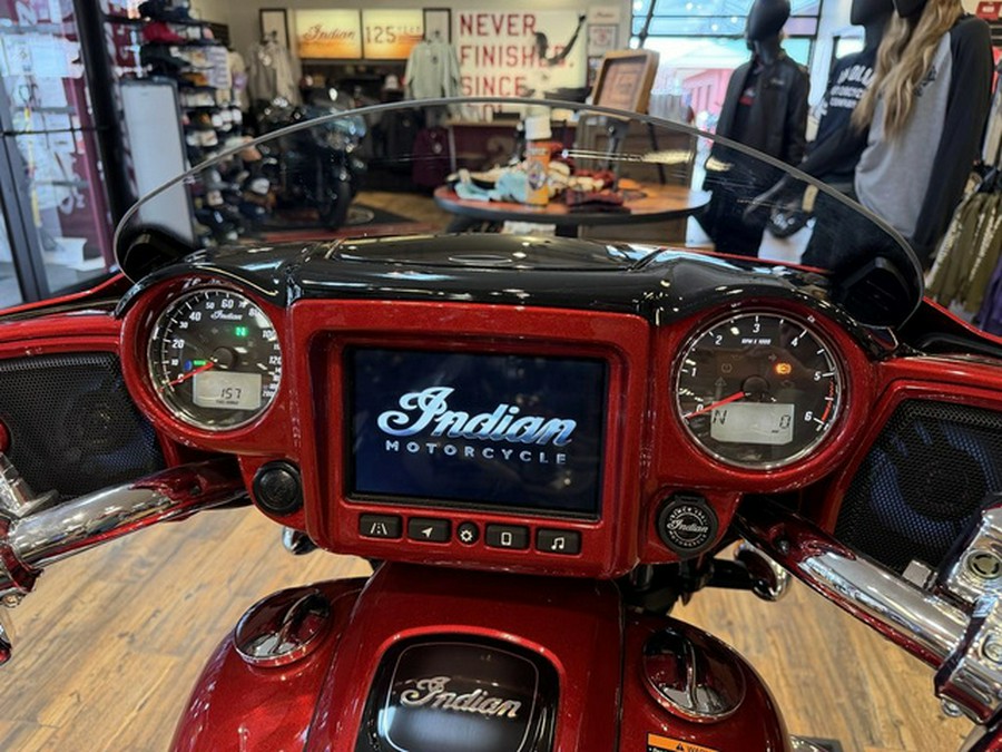 2025 Indian Chieftain Limited W/Powerband Audio Sunset Red Me