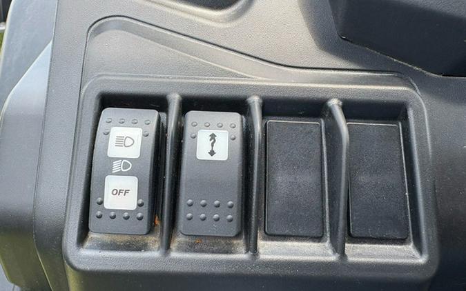 2025 Can-Am Defender MAX XT HD10