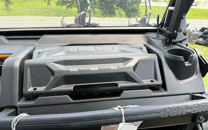 2025 Can-Am Defender MAX XT HD10