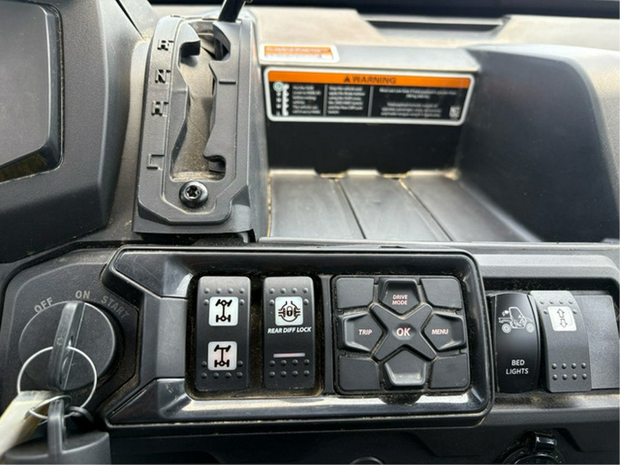 2025 Can-Am Defender MAX XT HD10