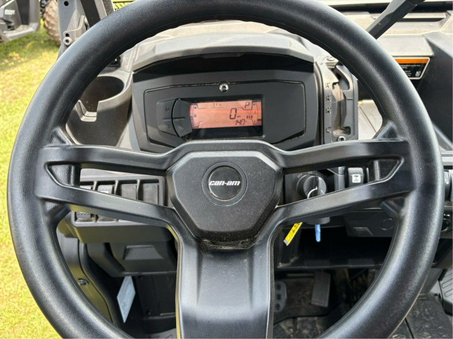 2025 Can-Am Defender MAX XT HD10