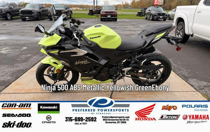 2026 Kawasaki Ninja 500 SE ABS Metallic Yellowish Green/Ebony