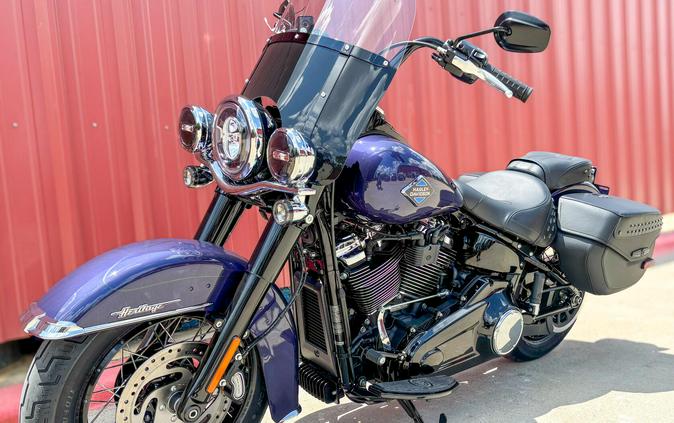 2026 Harley-Davidson® Heritage Classic® FLHC PURPLE ABYSS W/PINSTRIPE