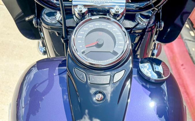 2026 Harley-Davidson® Heritage Classic® FLHC PURPLE ABYSS W/PINSTRIPE