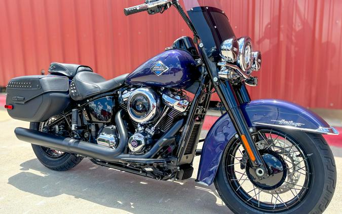 2026 Harley-Davidson® Heritage Classic® FLHC PURPLE ABYSS W/PINSTRIPE